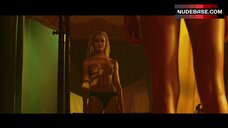 5. Petra Silander Lesbi Scene – Virtual Revolution
