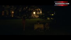 9. Eveline Hall Flashes Boobs and Butt – Euphoria