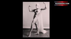 Jacqueline Honulik Topless Scene – Mapplethorpe
