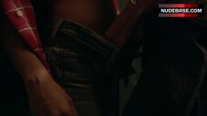 2. Lesbian Sex with Roberta Colindrez – Vida