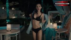 Denyse Tontz Bikini Scene – Grand Hotel