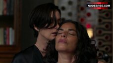 6. Sarita Choudhury Perfect Lesbian Scene – Jessica Jones