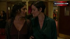 1. Sarita Choudhury Kissing – Jessica Jones