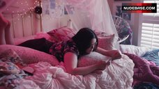 4. Alexa Demie Exposed Tits – Euphoria