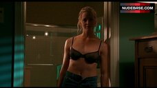 Elisabeth Shue Sexy in Lingerie – The Trigger Effect