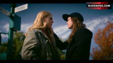 2. Ellen Page Lesbian Kiss – Tales Of The City