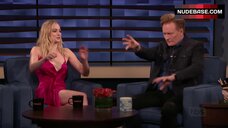 6. Sophie Turner Jiggling Boobs – Conan