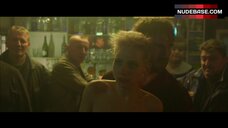 10. Malgorzata Gorol Shows Small Breasts – Mug