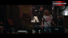2. Elisabeth Moss No Bra – Her Smell