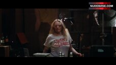 6. Elisabeth Moss No Bra – Her Smell