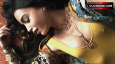 4. Melissa Barrera Hard Nipples – Vida