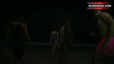 5. Dewanda Wise Bikini Scene – She'S Gotta Have It