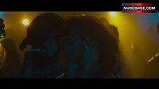 4. Allison Williams Lesbian Sex – The Perfection