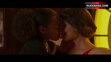 2. Allison Williams Lesbian Kissing – The Perfection