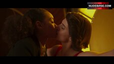 9. Allison Williams Lesbian Kissing – The Perfection