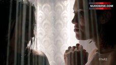 8. Maria-Elena Laas Boobs Scene – Vida