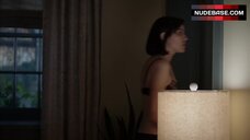 2. Mishel Prada Shows Butt – Vida