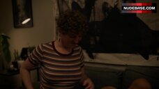 2. Kiersey Clemons Hot Lesbian Scene – Easy