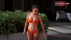 Kim Kardashian West in Strapless Bikini – Keeping Up With The Kardashians