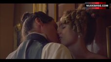 10. Suranne Jones Lesbi Scene – Gentleman Jack