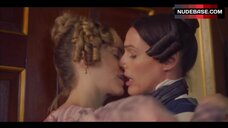 6. Suranne Jones Lesbi Scene – Gentleman Jack