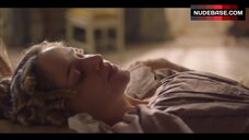 8. Lesbian Scene with Suranne Jones – Gentleman Jack