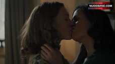 2. Nude Anna Paquin in Lesbian Scene – Tell It To The Bees
