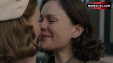 7. Anna Paquin Lesbian Scene – Tell It To The Bees