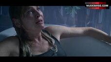 1. Uma Thurman Cleavage – Chambers
