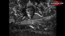 5. Hedy Lamarr Shows Tits and Ass – Ecstasy