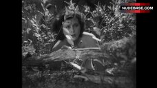 8. Hedy Lamarr Shows Tits and Ass – Ecstasy
