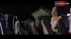 Julie Ege Hard Pokies – The Legend Of The 7 Golden Vampires