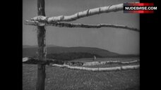 10. Hedy Lamarr Outdoor Nudity – Ecstasy