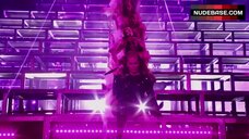10. Beyonce Knowles Spread Her Legs – Homecoming: A Film By Beyonce