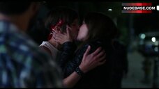2. Zelda Williams Lesbi Scene – Locating Silver Lake