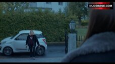 5. Hanna Ardehn Shows Panties – Quicksand