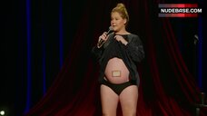 Amy Schumer Shows Her Panties on Stage – Amy Schumer: Growing