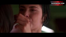 6. Michelle Forbes Flashes Bush – Kalifornia