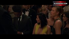 8. Olivia Munn Cleavage – Ocean'S 8