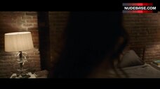 9. Anne Hathaway Sexy in Lingerie – Ocean'S 8