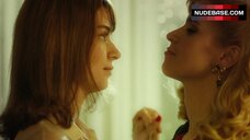 1. Mel Lisboa Lesbian Kiss – Most Beautiful Thing