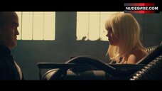 3. Ellie Church Bare Butt – Amazon Hot Box
