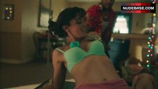 Frankie Shaw Pole Dance – Smilf