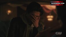 6. Camila Mendes Cleavage – Riverdale