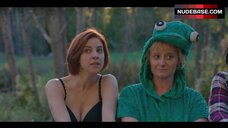 Dani Kind in Black Bra – Workin' Moms
