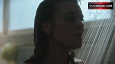 7. Pregnant Frankie Shaw under Shower – Smilf