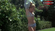 1. Lindsay Bloom Tits Flash – Cover Girl Models