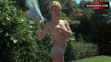 10. Lindsay Bloom Tits Flash – Cover Girl Models