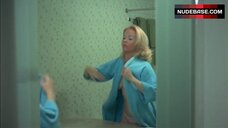 6. Lindsay Bloom Flashes Her Boobs – Cover Girl Models