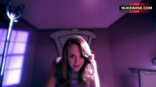 2. Jayma Mays Hot Scene – Bar Starz